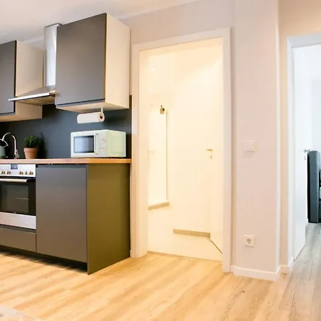 Bonquartier - Luxapt#5 Gemuetliches, Stilvolles Mit Self Check-in, Voll Ausgestatteter Kueche, Klimaanalage & Parkplatz * Sankt Augustin