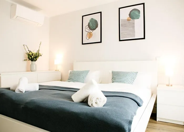 Bonquartier - Luxapt#5 Gemuetliches, Stilvolles Mit Self Check-in, Voll Ausgestatteter Kueche, Klimaanalage & Parkplatz Sankt Augustin