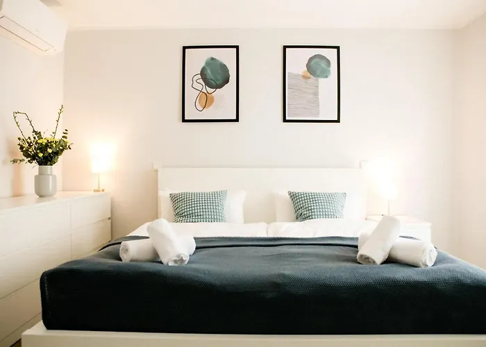 Bonquartier - Luxapt#5 Gemuetliches, Stilvolles Mit Self Check-in, Voll Ausgestatteter Kueche, Klimaanalage & Parkplatz * Sankt Augustin